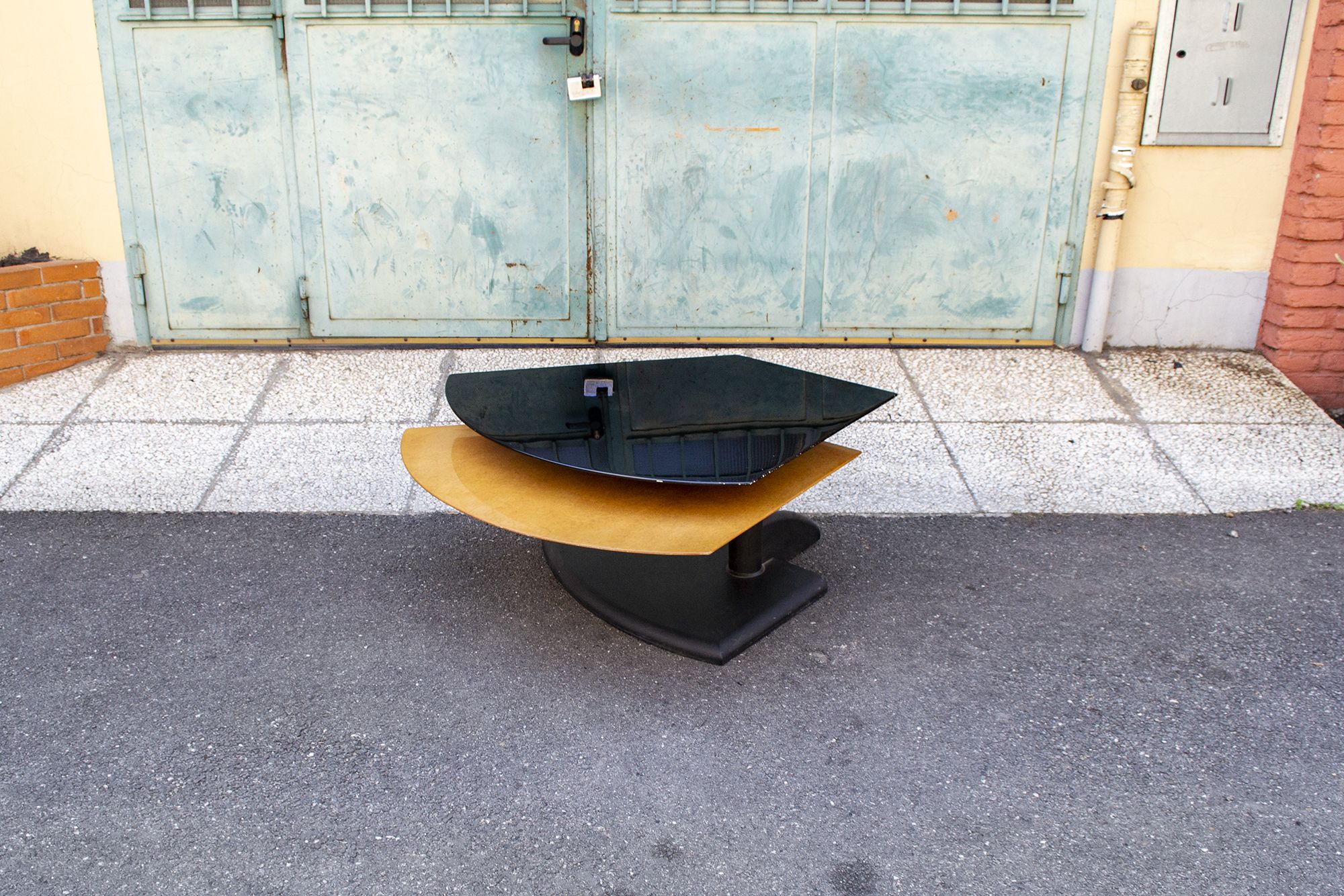 Cast iron and wood coffee table Stile Saporiti Italia Anni '70