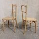 Deux chaises courbées
