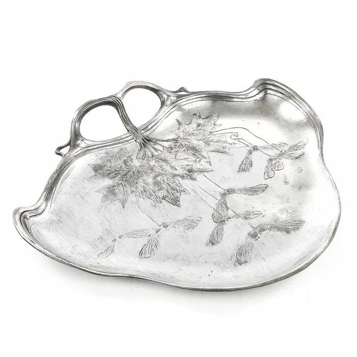 S4K Orivit platter in the Art Nouveau style