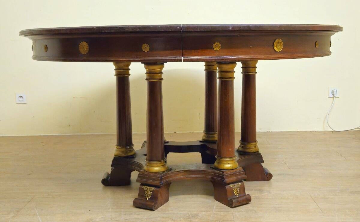 Large extendable round table – column base – Empire period / mahogany
