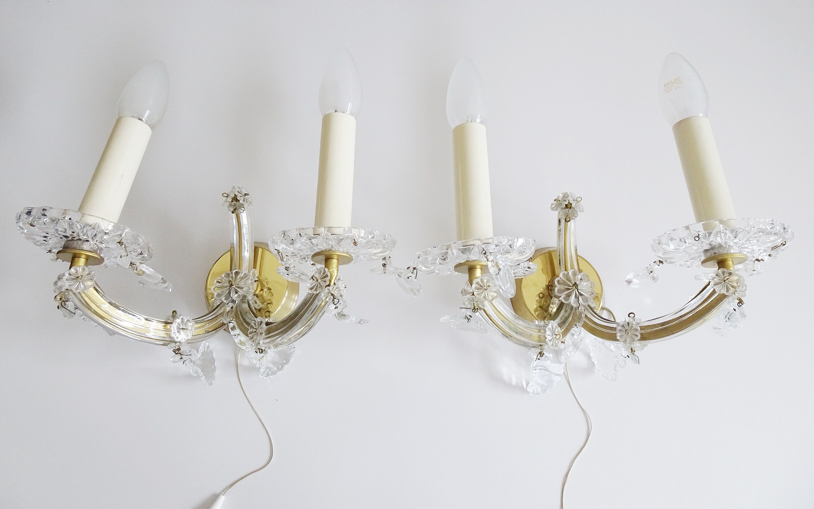 Wall lamps set made of crystal glass