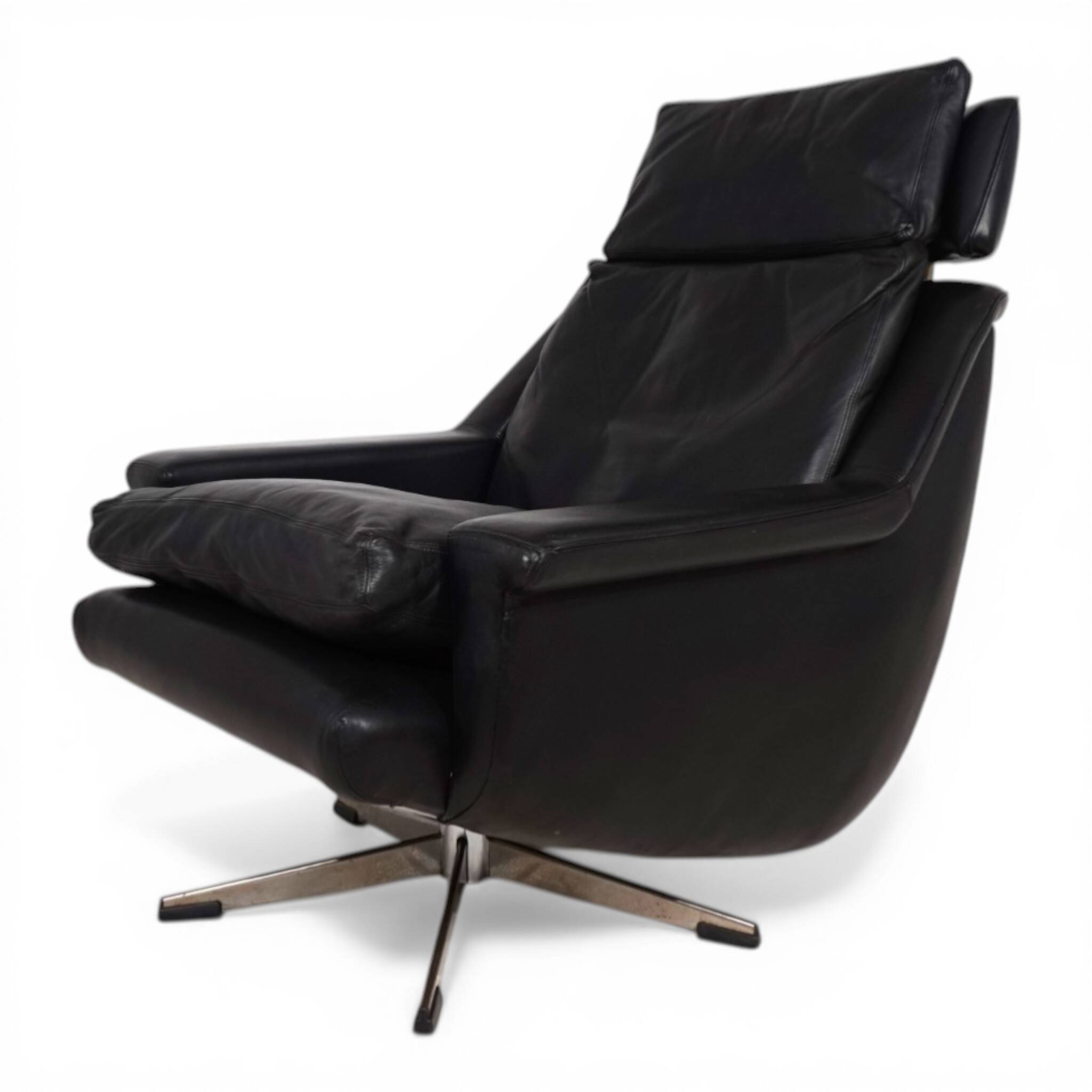 Black leather chaise longue esa 802 by Werner Langenfeld, 1970