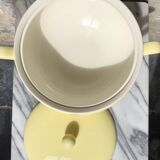Soupière jaune pastel (Royal Sphinx Maestricht)