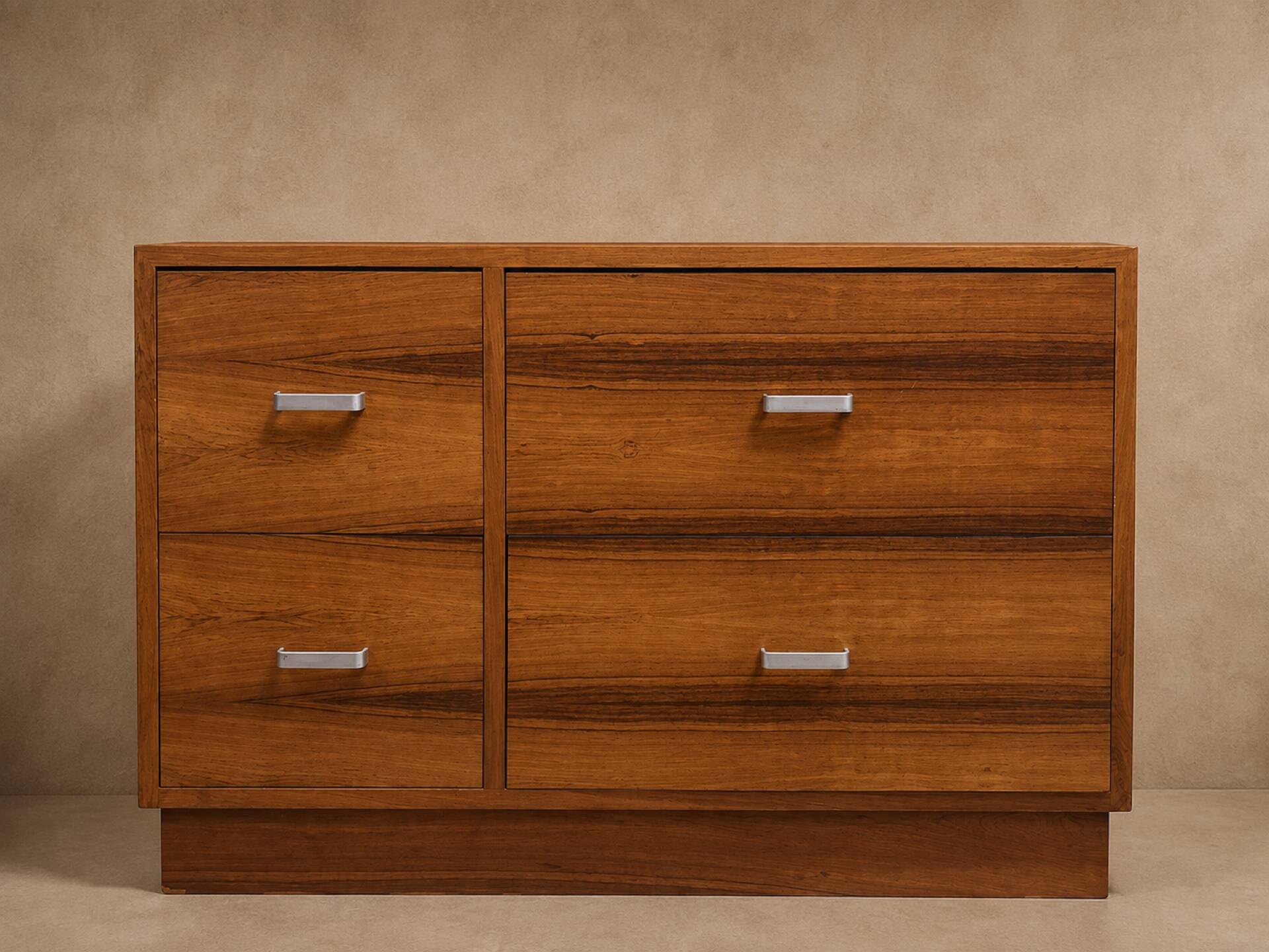 Rio rosewood commode, Swiss, circa 1970.