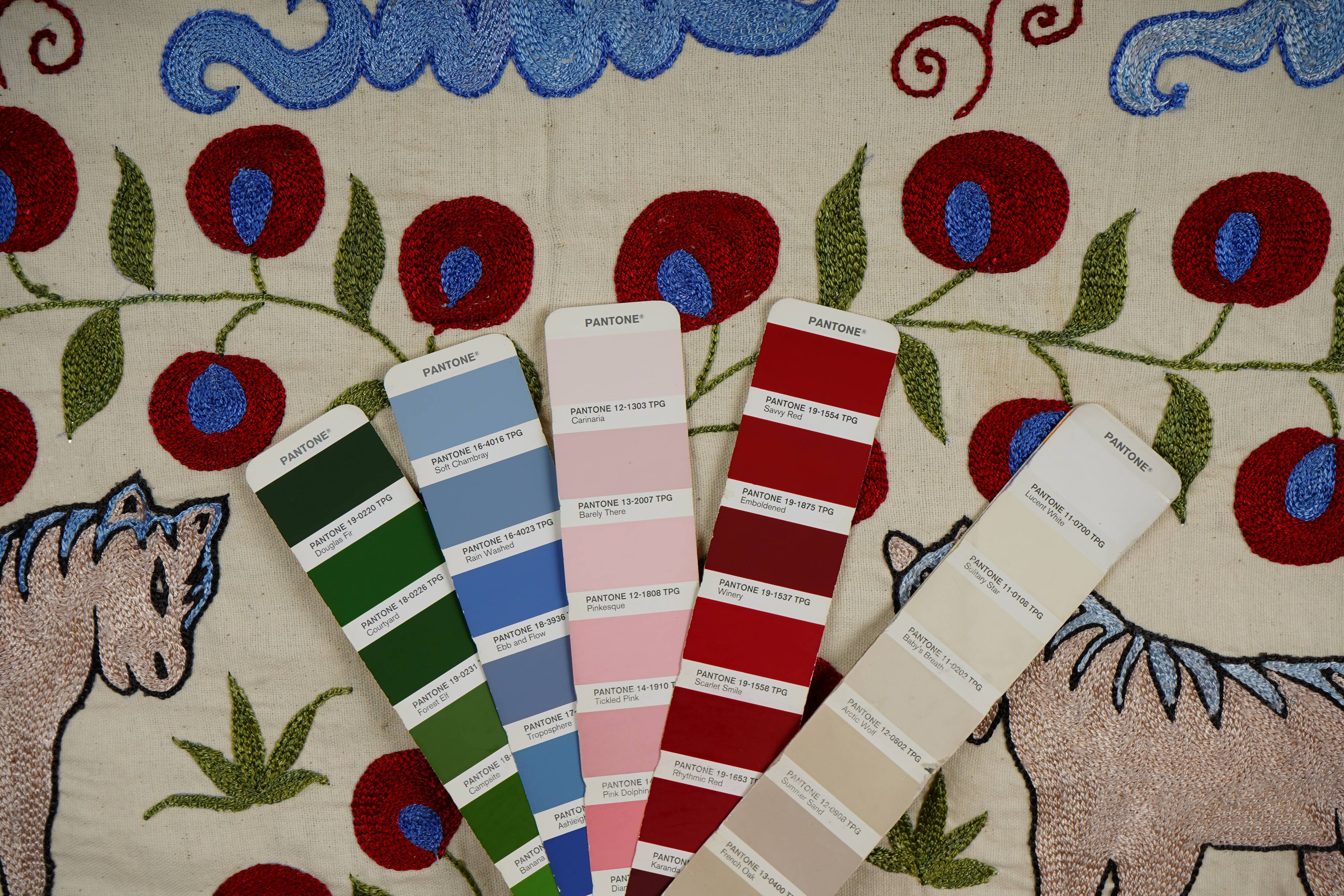 Vintage Turkish rug, hand-knotted, 50x92cm.