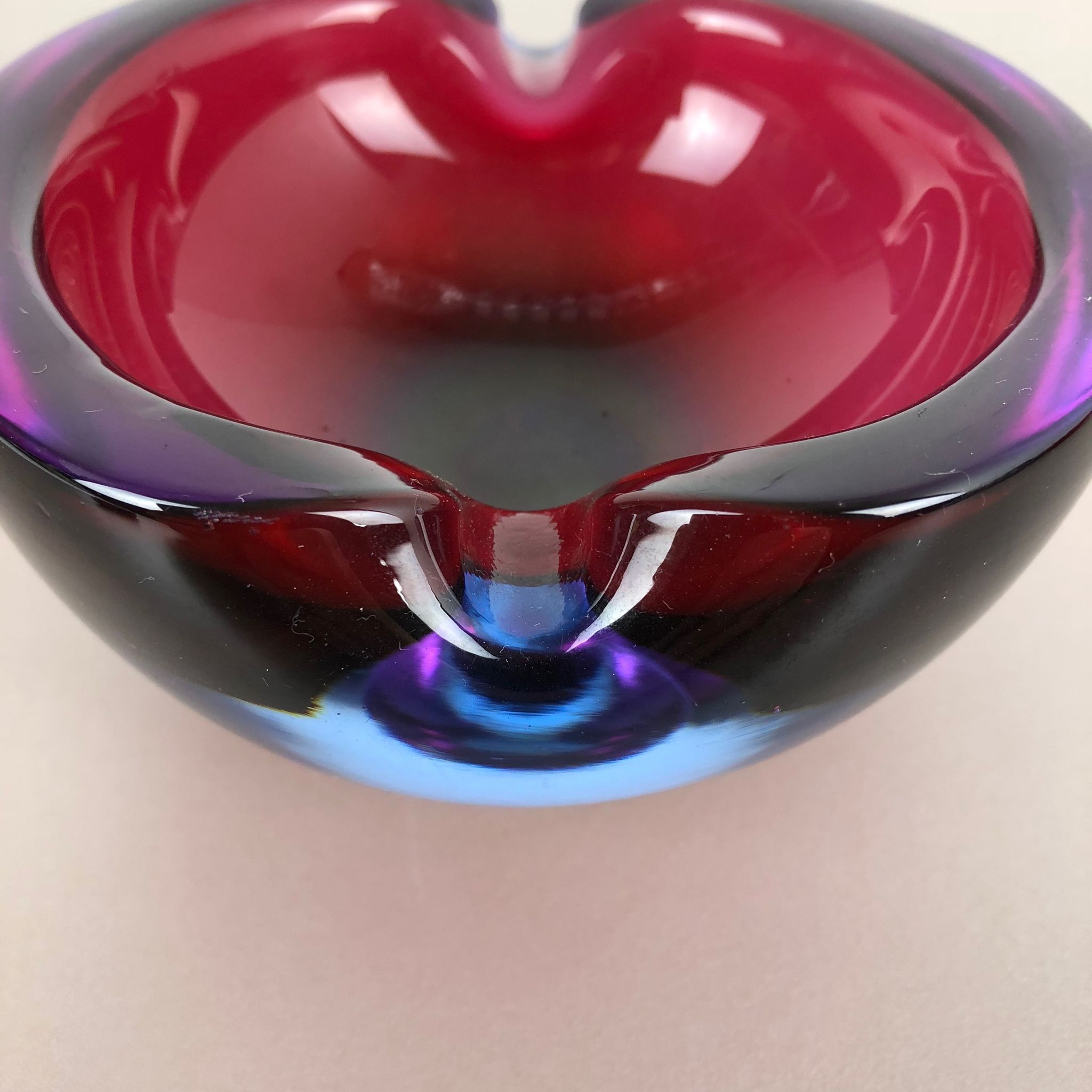 Large Murano Glass "Multi-Color" Bowl Element Shell Ashtray Murano, Italy, 1970s