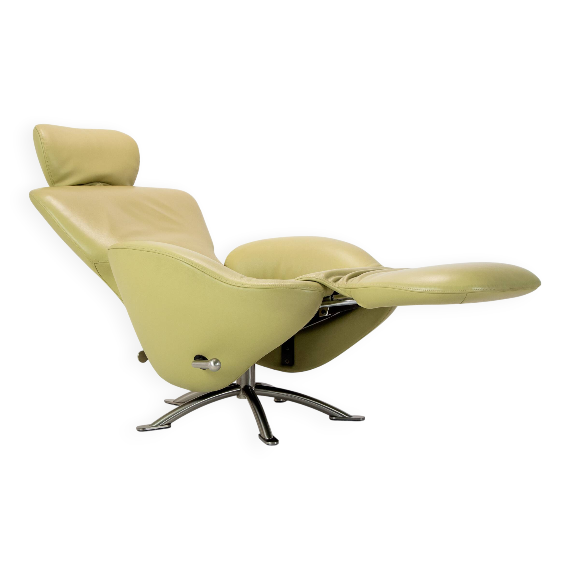 Cassina Dodo Recliner – Design: Toshiyuki Kita