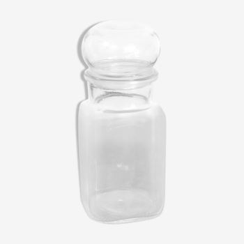 Glass jar with airtight cap