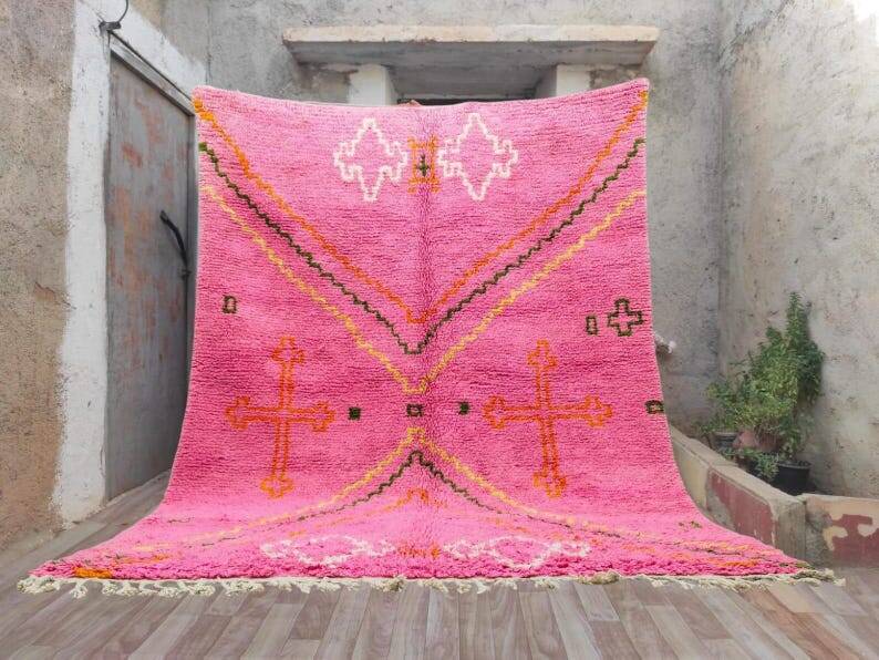 Handmade pink Beni Ourain rug, 150/250cm