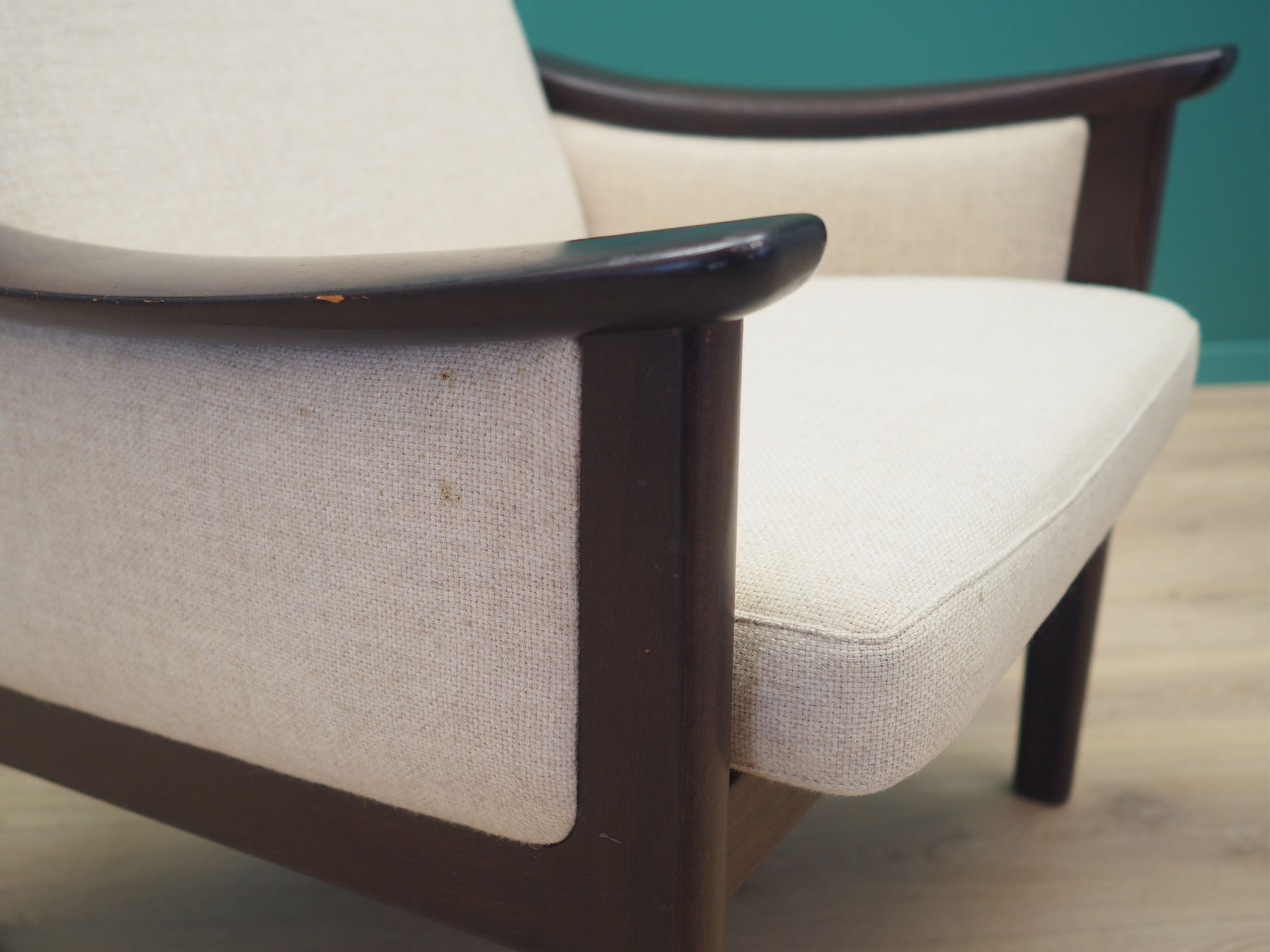 Fauteuil beige, années 1970, design danois, fabriqué au Danemark
