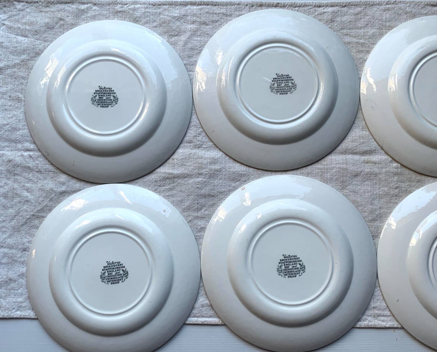 6 English flat plates Staffordshire Victoria