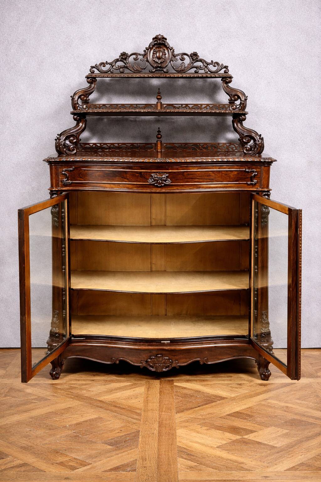 Superb curved display cabinet from the Napoléon III period, made of mahogany.