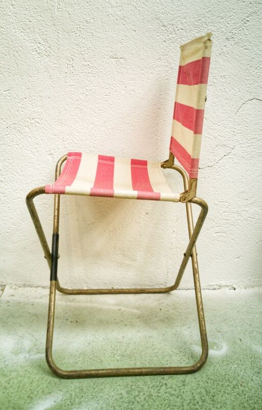 Folding camping chair