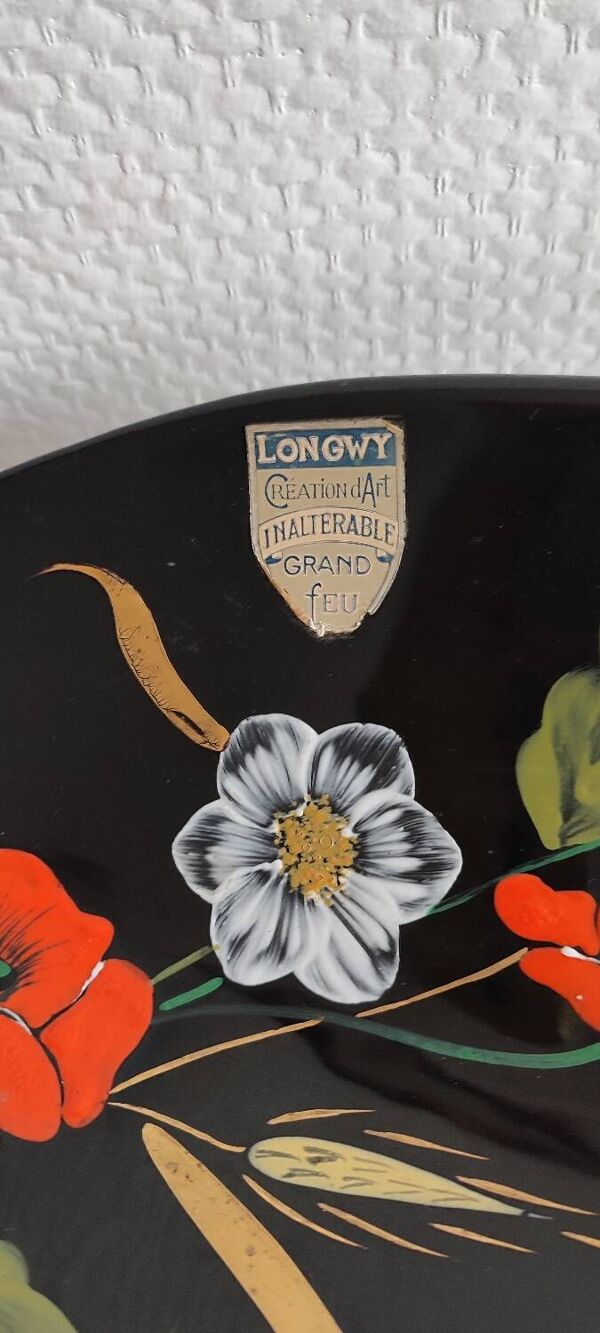 Longwy plat de forme libre.