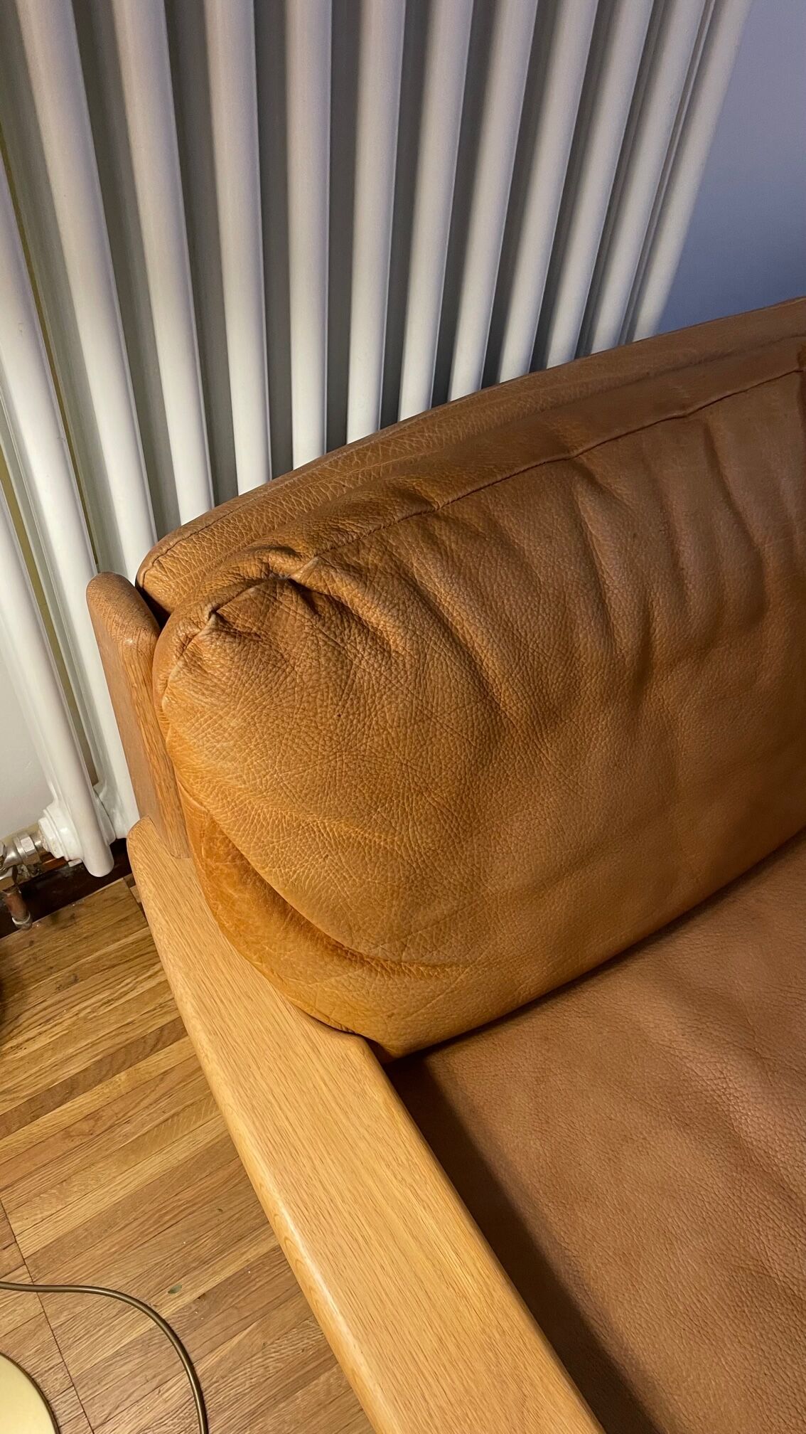 Danish sofa from the 70s in oak and buffalo leather