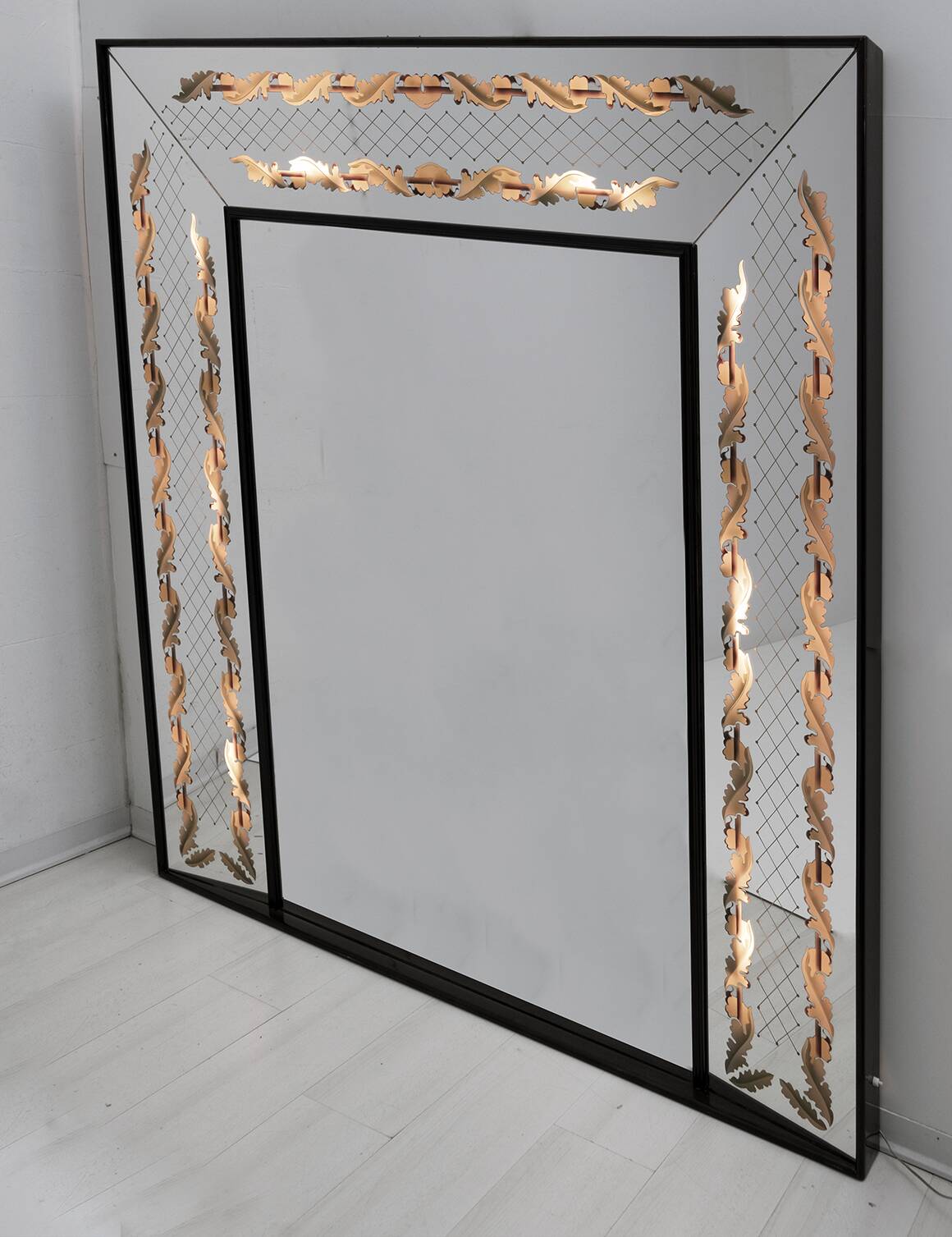 Luigi Brusotti Mid-Century Modern Italian Decorated Mirror, 1940s