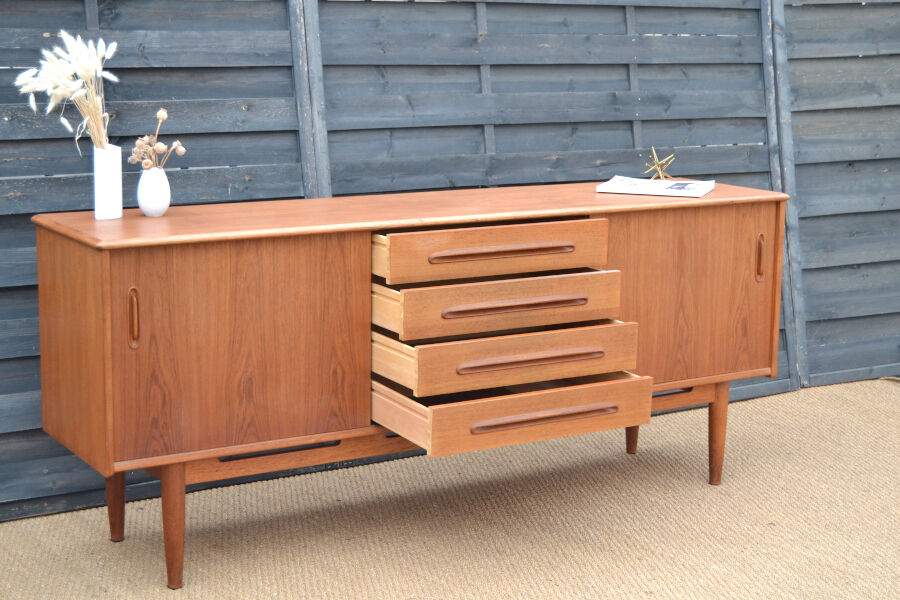 Sideboard by Nils Jonsson model Bjärnum