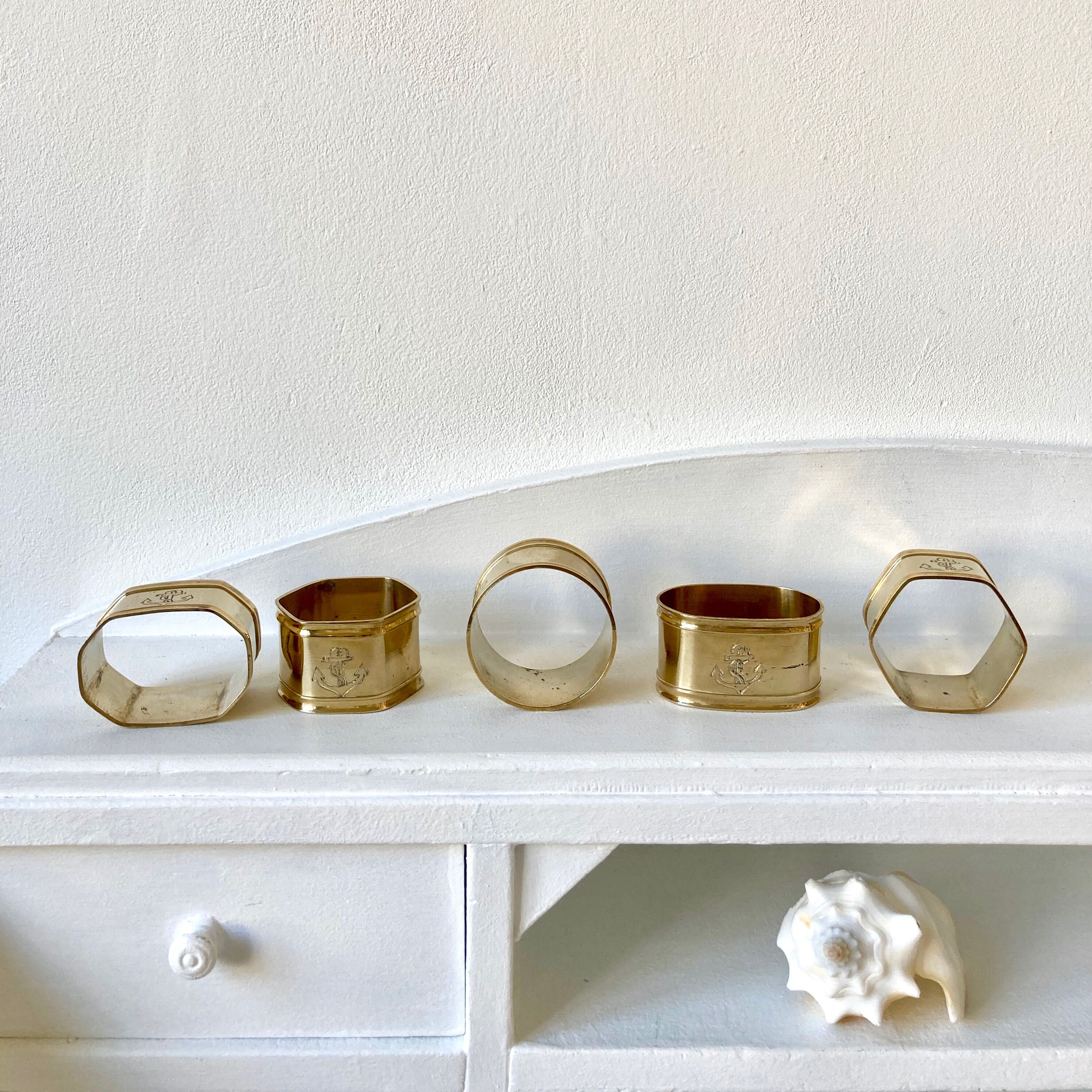 Boat anchor towel rounds