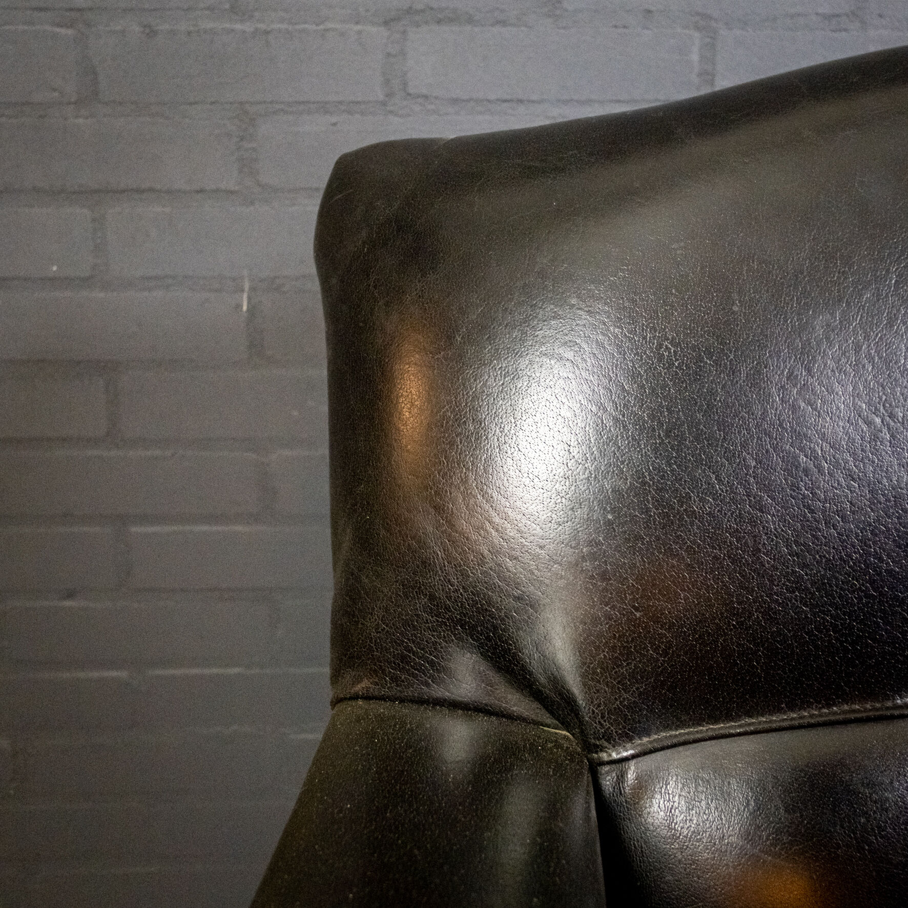 Original black leather Joris clubchair