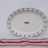 Set of 2 Basque stoneware dishes