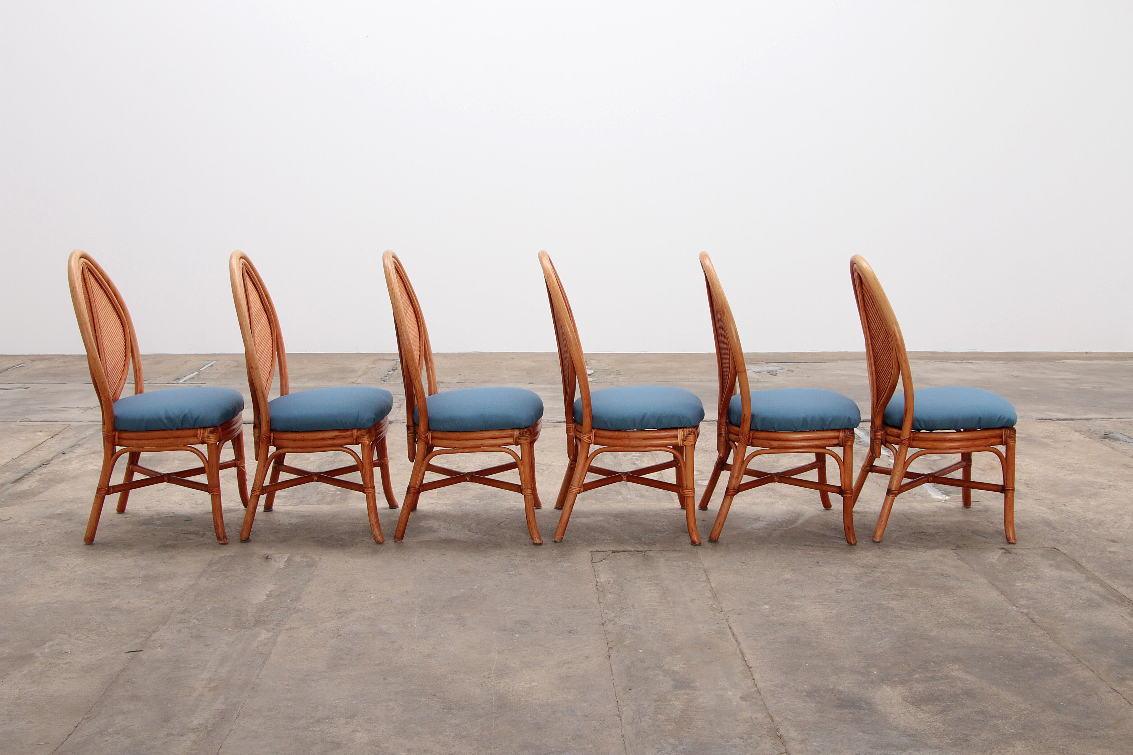 Bohemian bamboo mcguire dining table set with 6 palm leaf chairs, 1960 france.