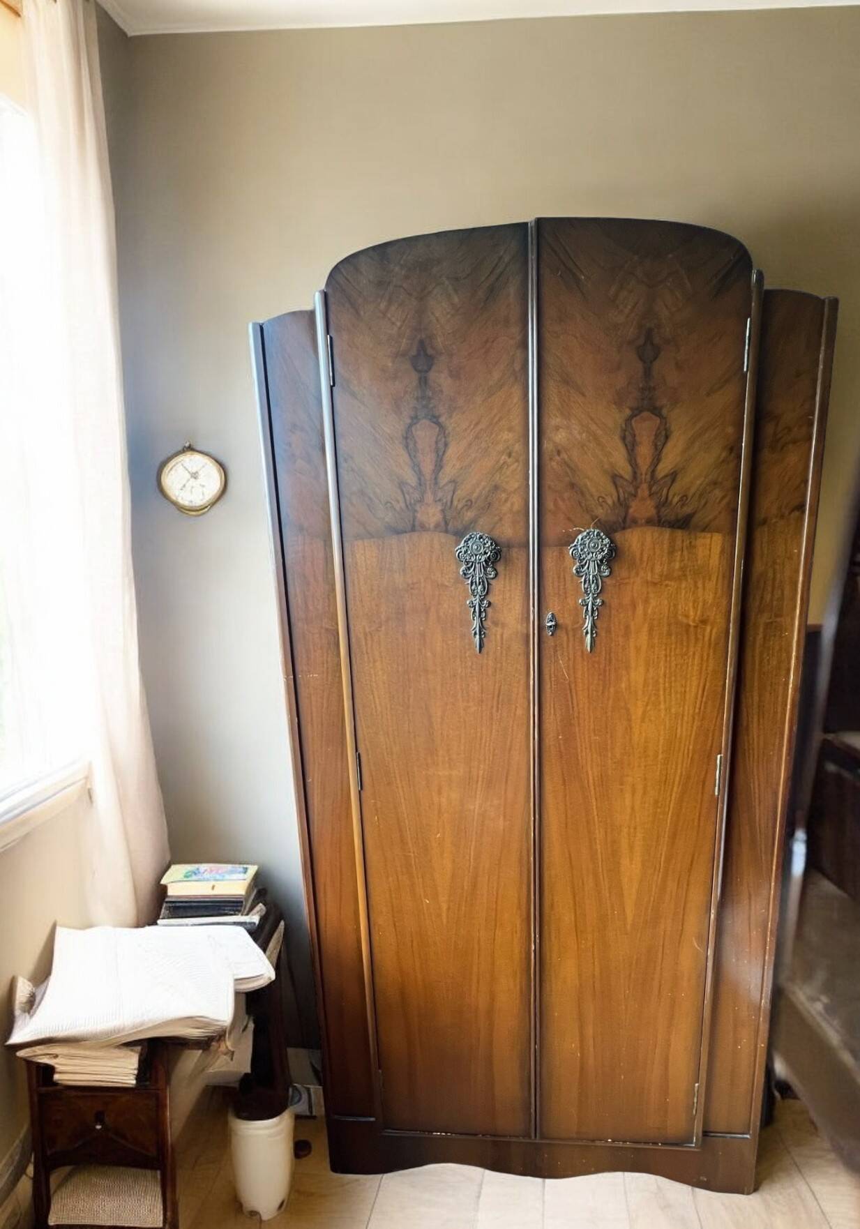 Art deco, English mahogany veneered wardrobe circa 1930