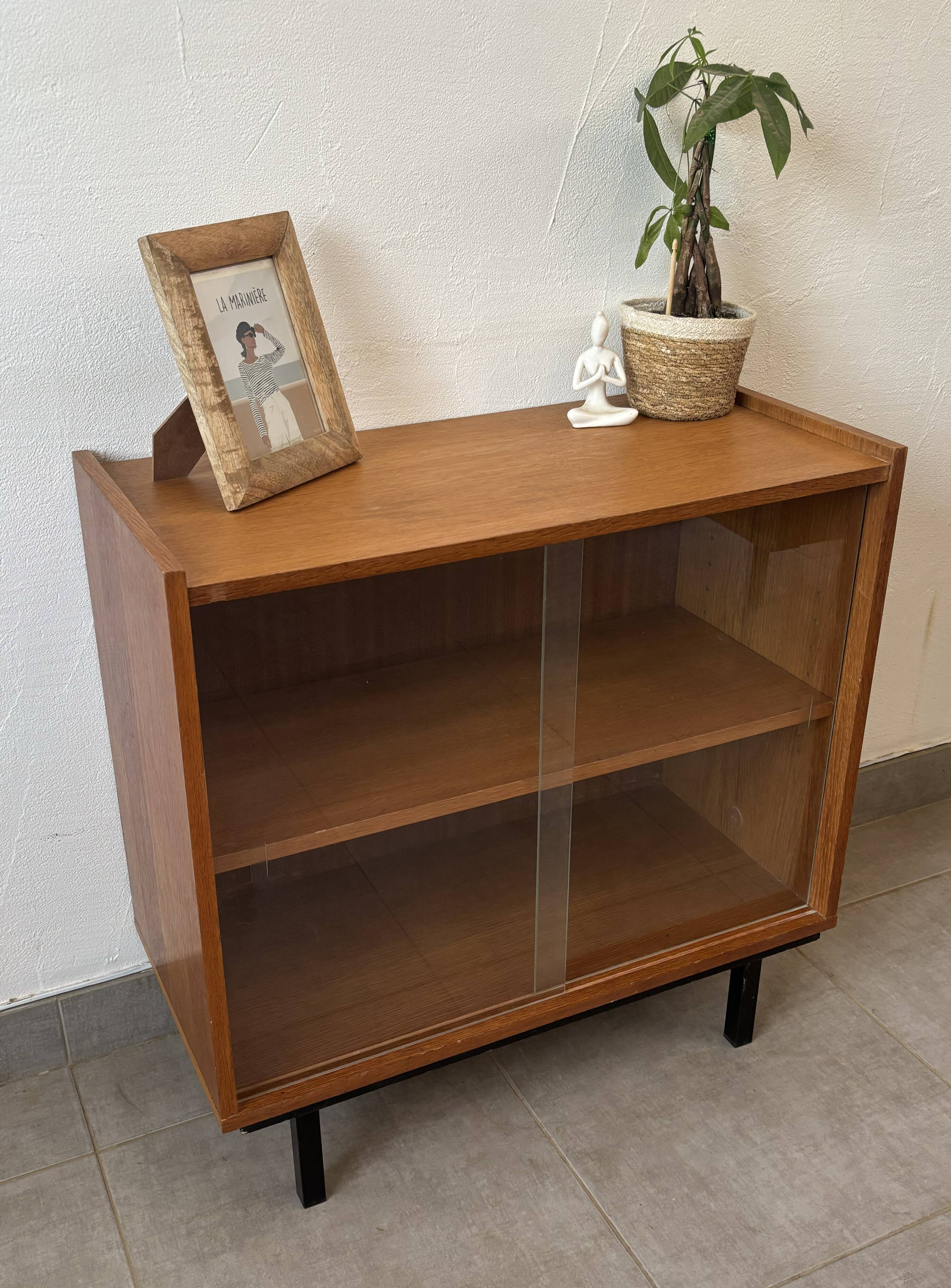 Vintage oak display cabinet from the 1960s.