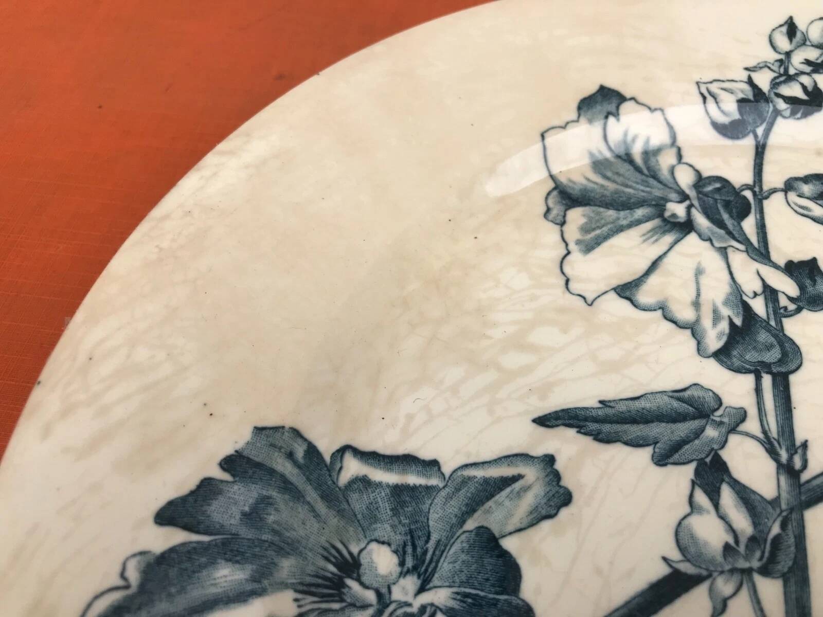 Old serving dish Terre de Fer Grand dépôt Emile Bourgeois Paris