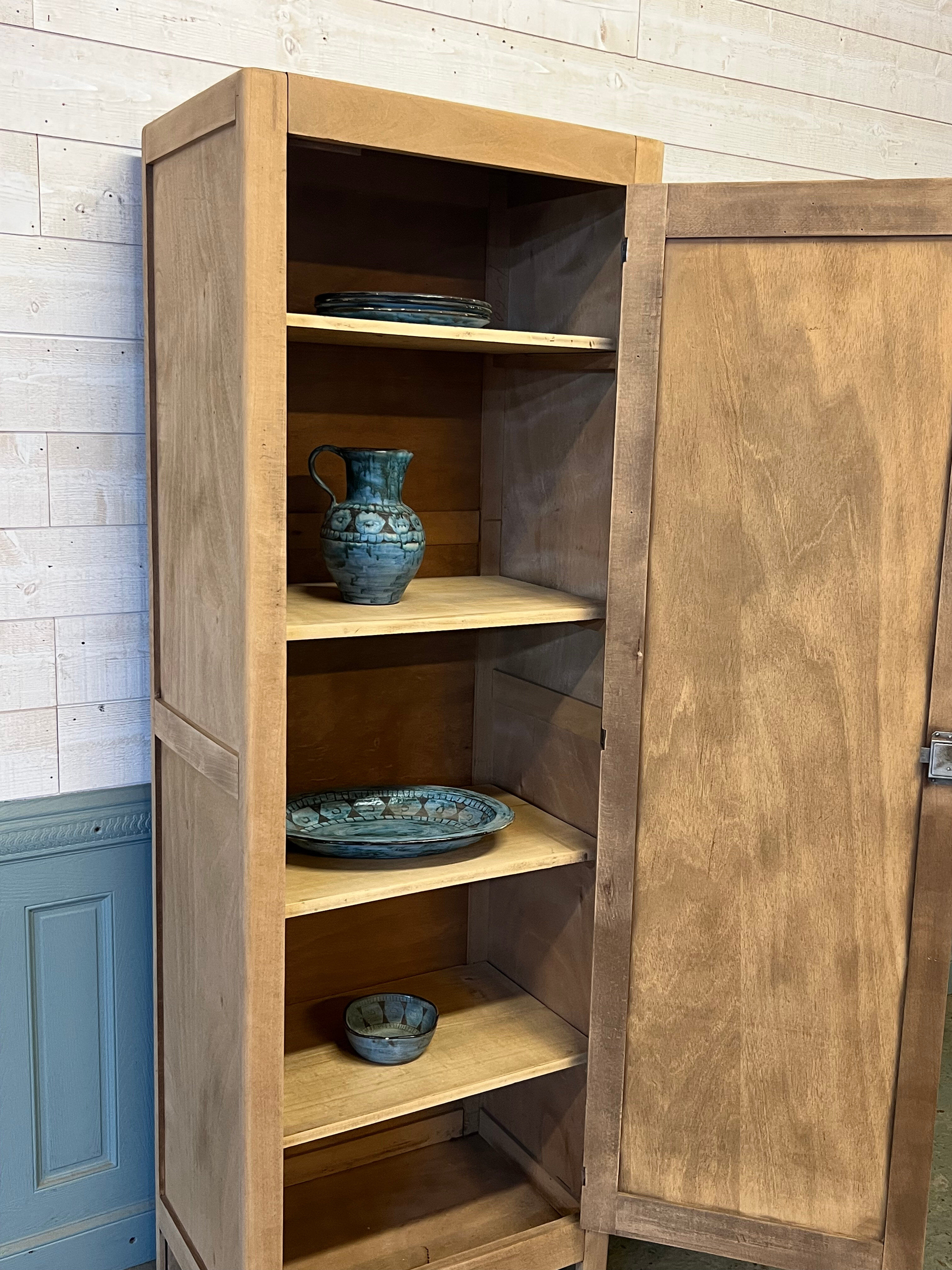Dormitory wardrobe