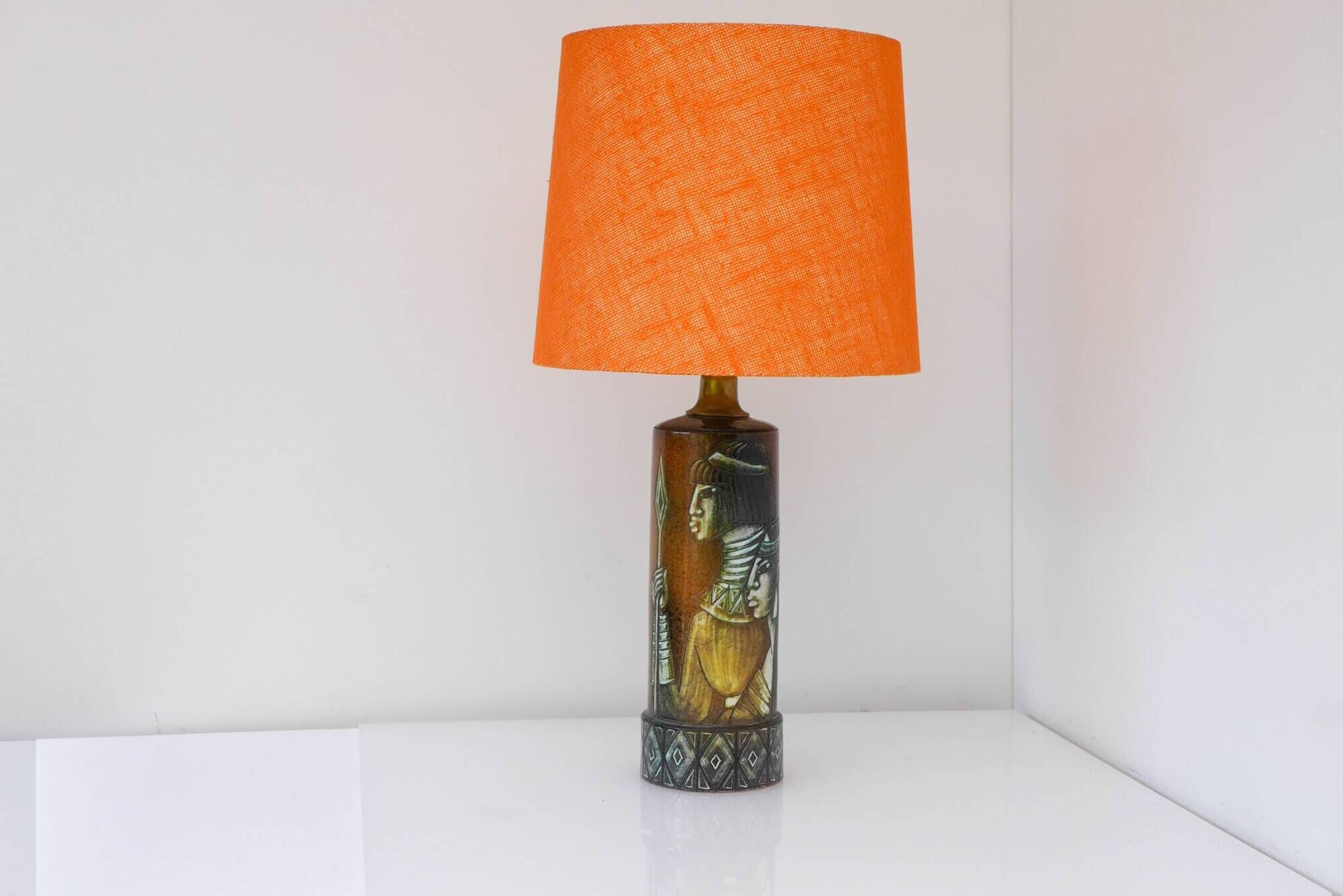 Sculptural table lamp in ceramic, designed by Bonnie Rehnqvist, Sweden, 1972