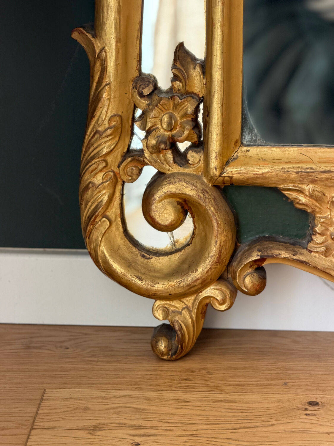 Large gilded mirror – Louis XV style – 19th century work