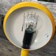Lampe serpent jaune