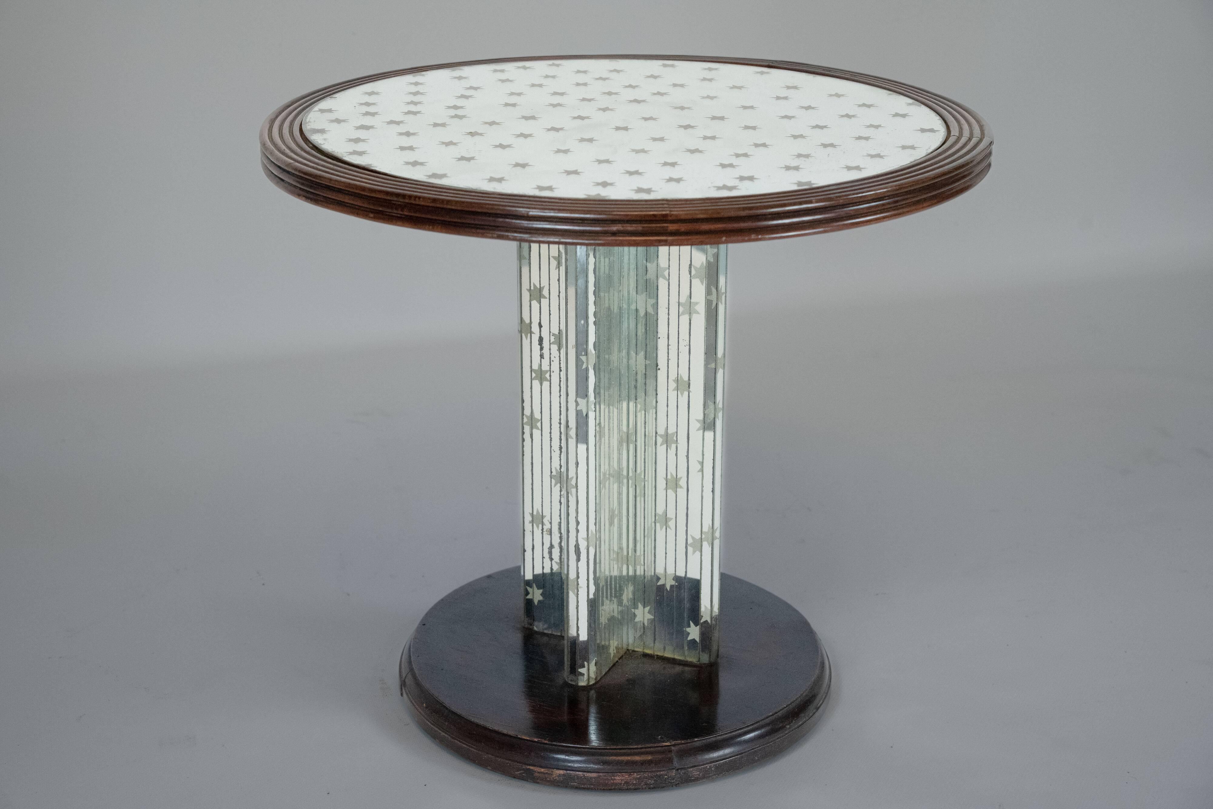 Italian Art Deco mirrored side table from the 1930s