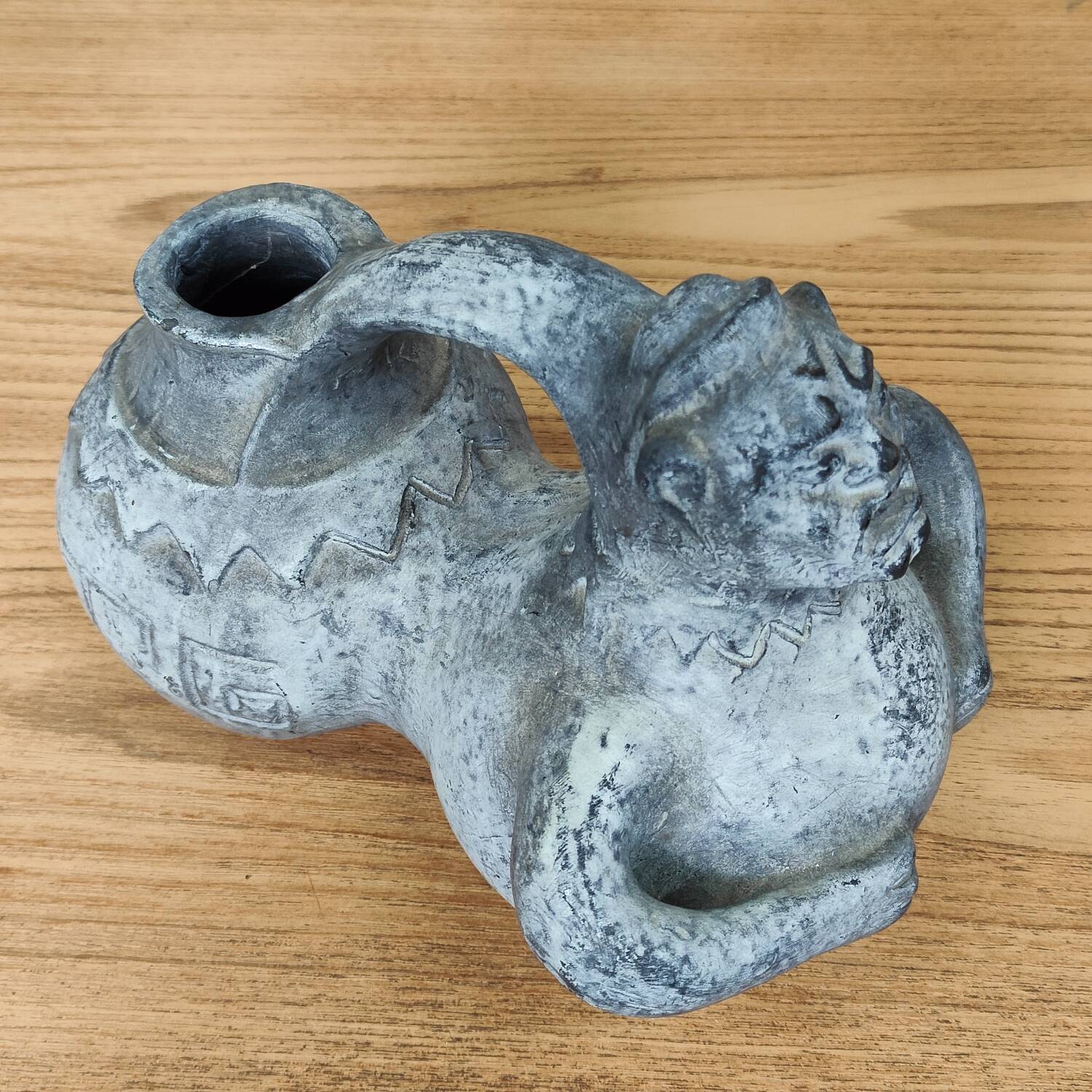 Zoomorphic ceramic vase Partenon Spain