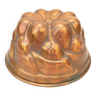 Old copper cake mold, nineteenth