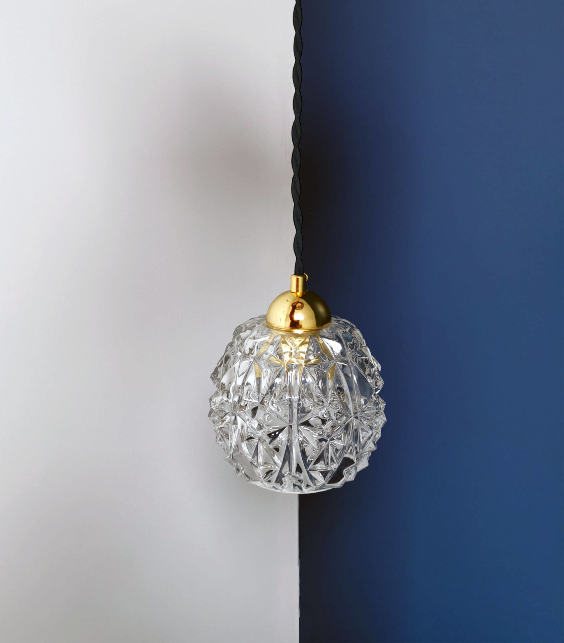 Faceted walking lamp