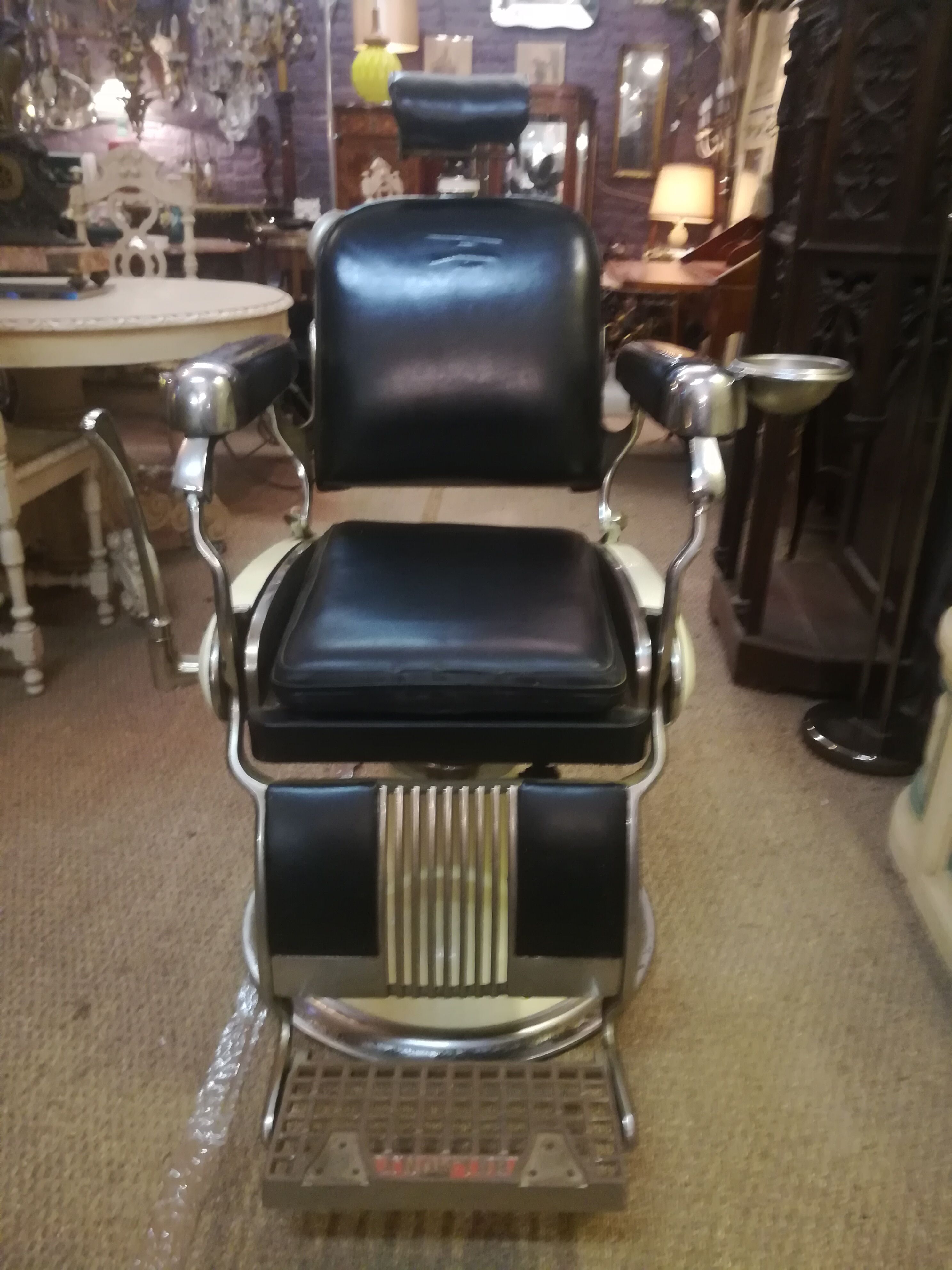 Belmont Barber Chair Legacy Model