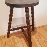 Wooden stool turned feet