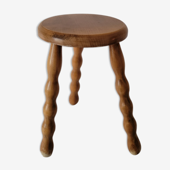 Tabouret tripode en bois tourné