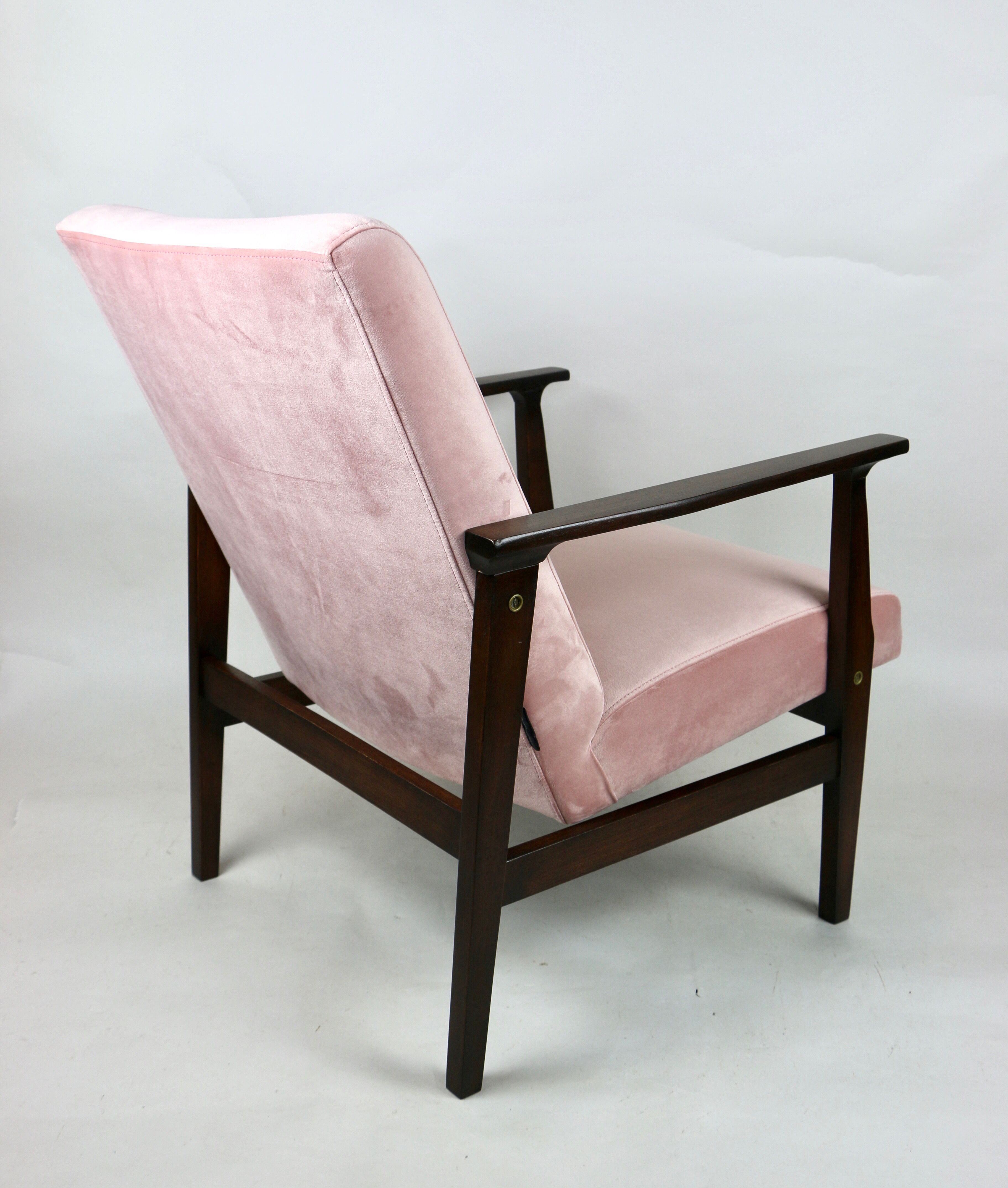Fauteuil en velours rose années 1970