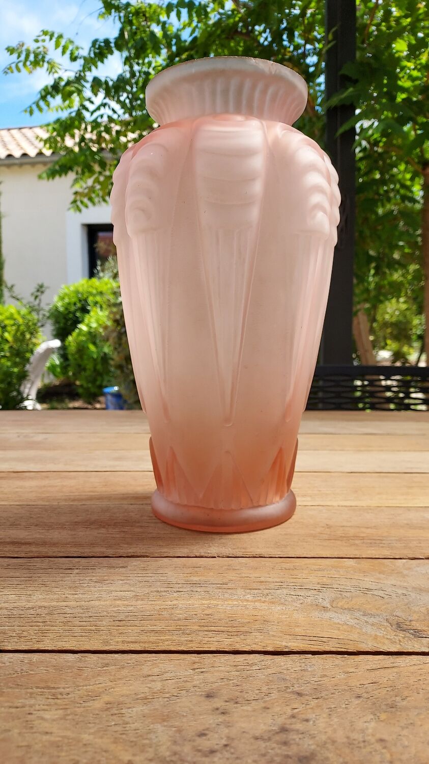 Art Deco vase