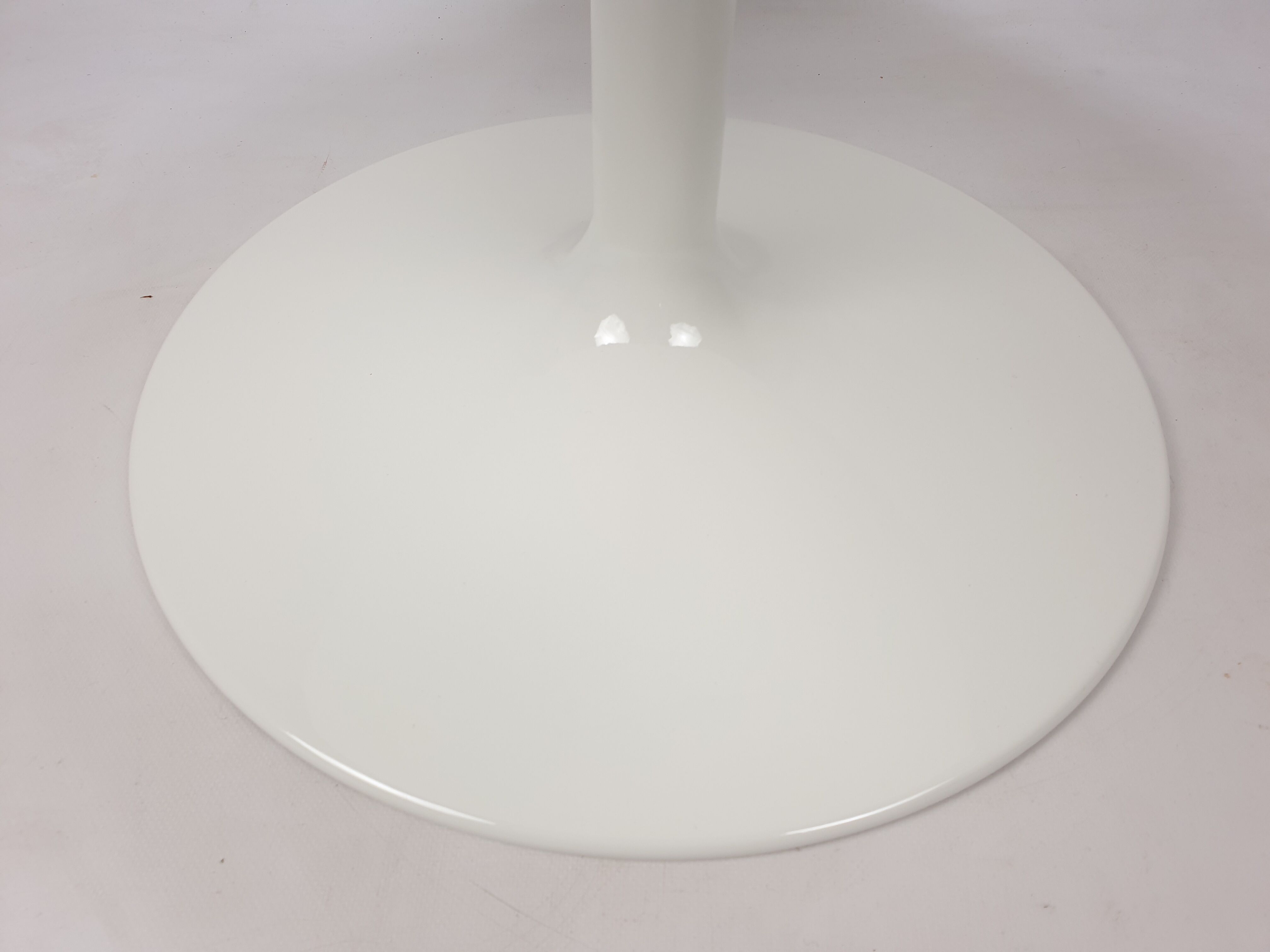 Coffee table by Pierre Paulin for Artifort 1970