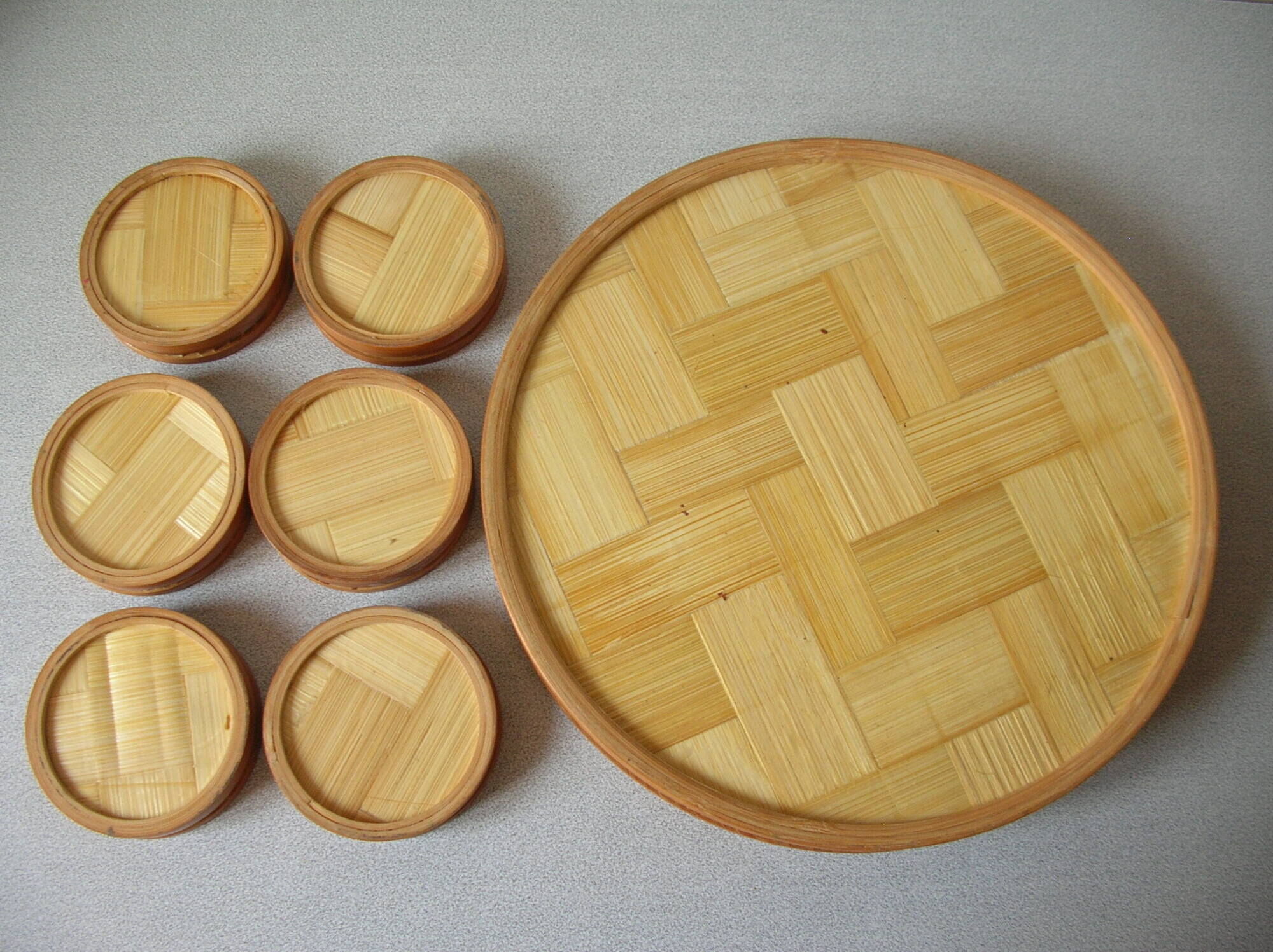 Old tray and 6 under glasses bamboo decoration butterfly deco vintage living room