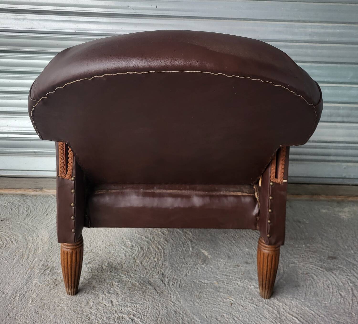 Authentic vintage Art Deco reclining club chair