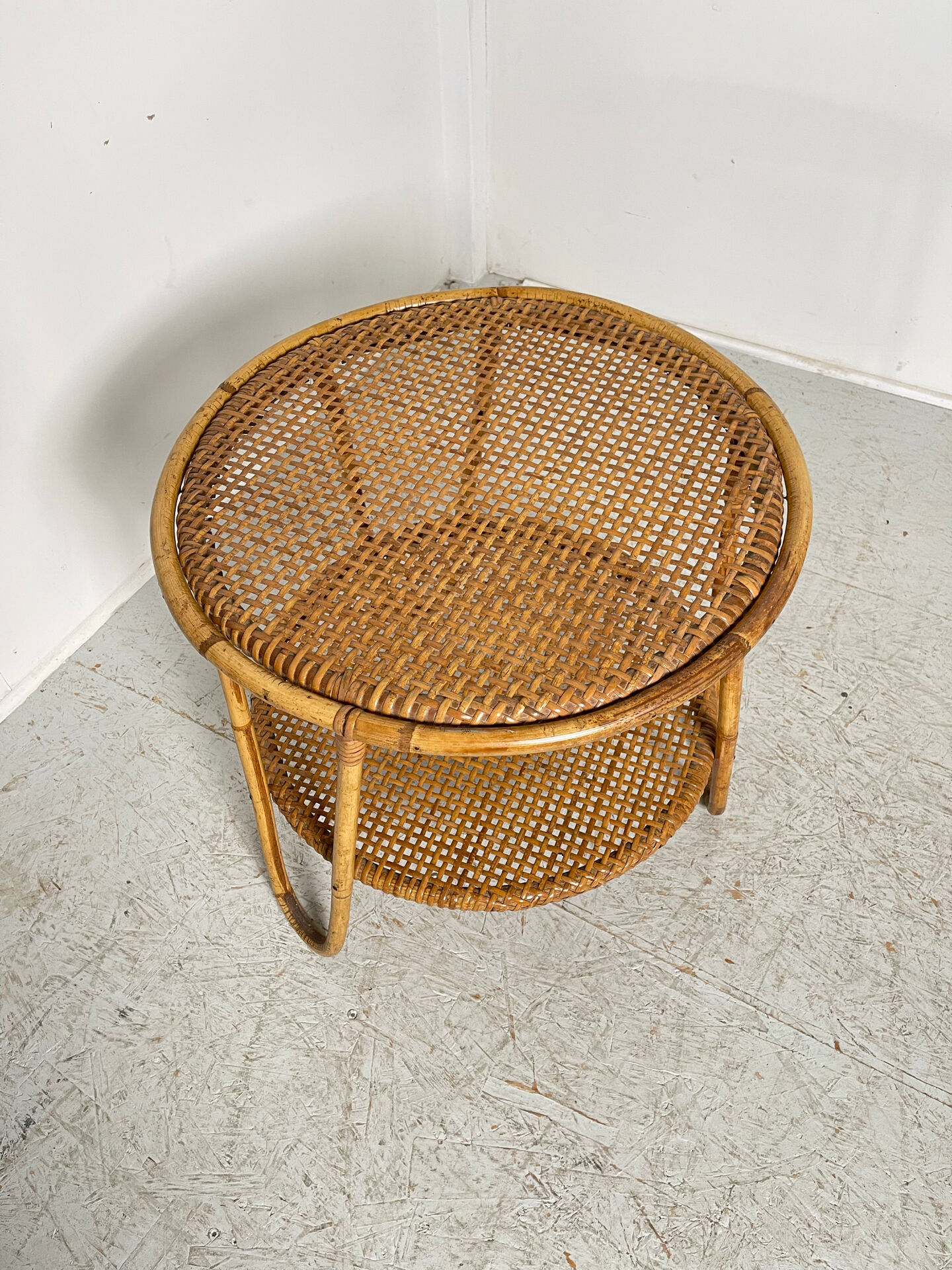 Table basse en rotin 1960