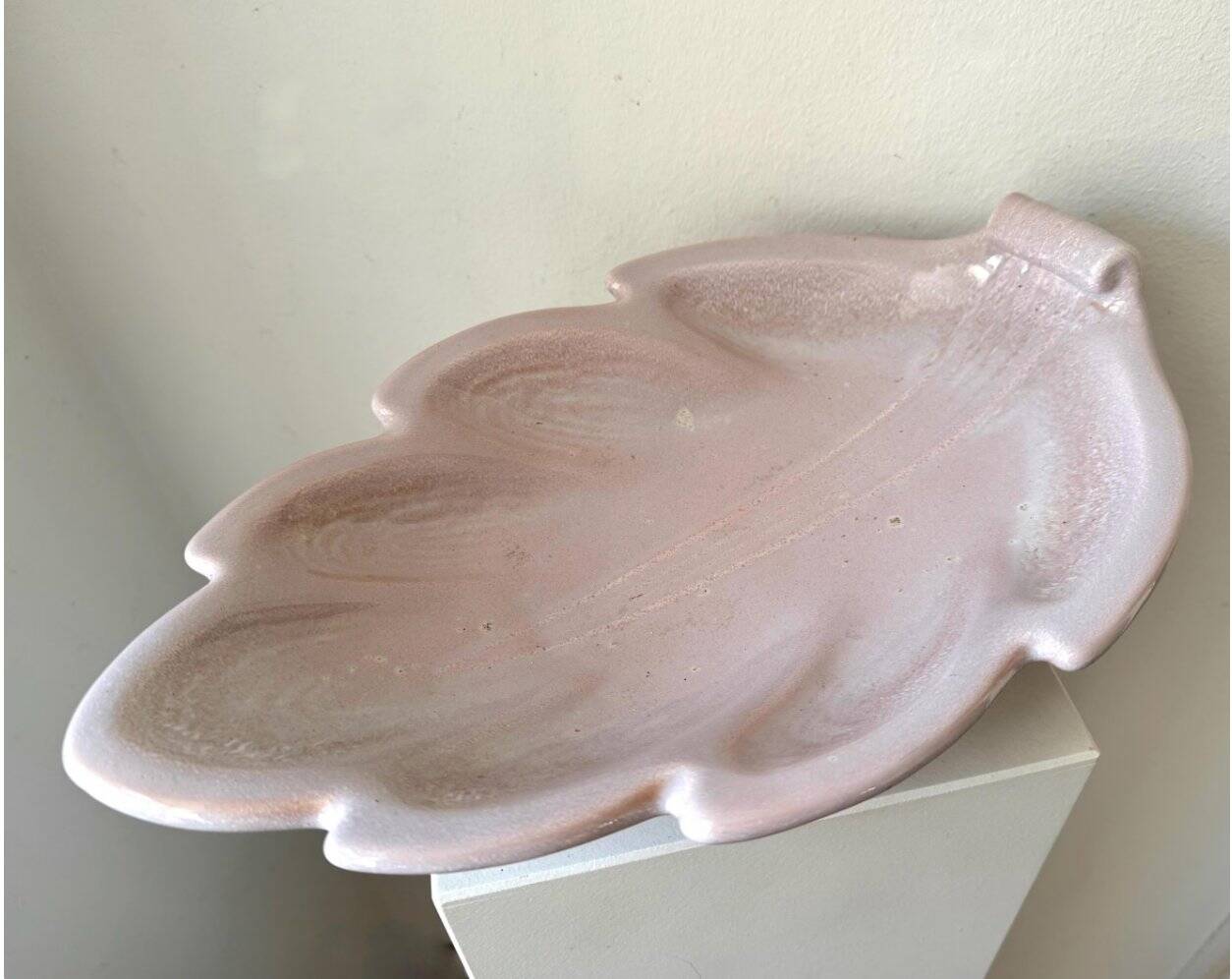 Large leaf-shaped stoneware bowl by Gunnar Nylund for Rörstrand, Sweden 1960s