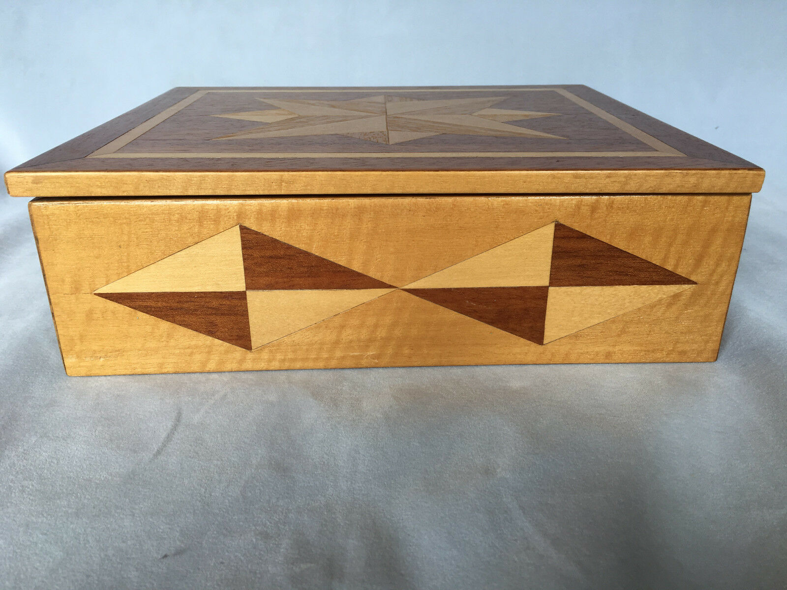 Coffret in marqueterie 1940