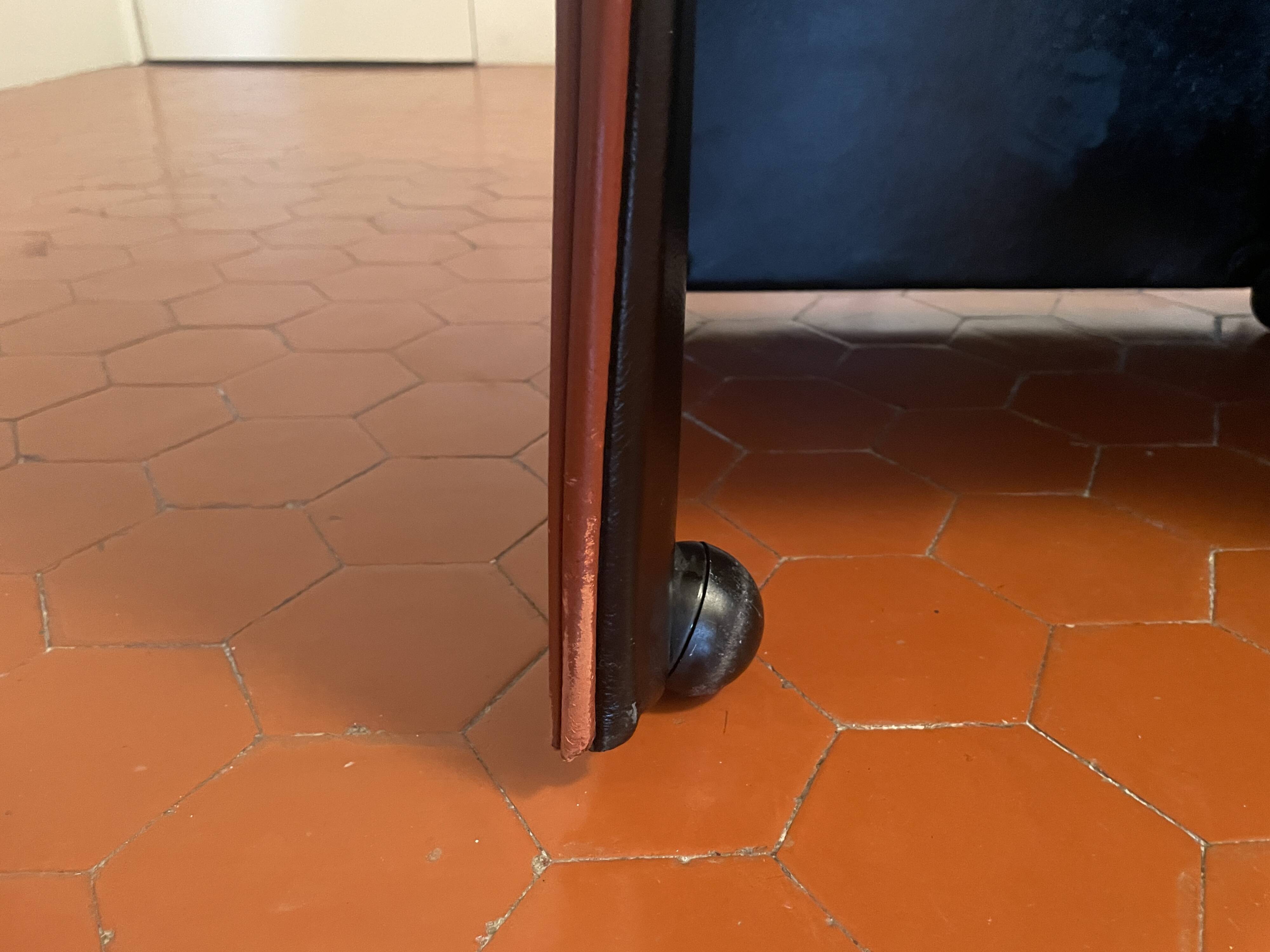 Mario Bellini - pair of BREAK 401 leather armchairs for CASSINA