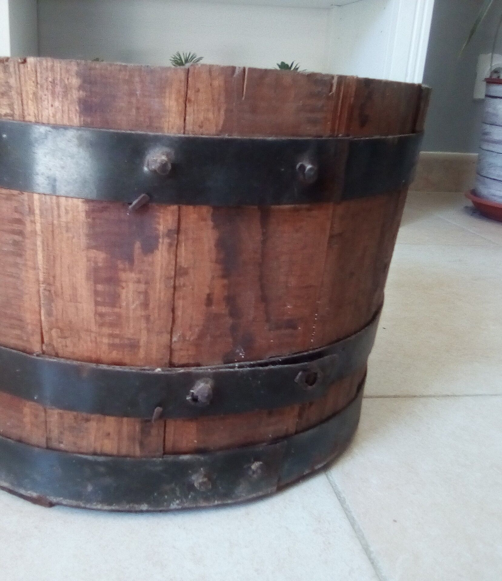 Old oak and wrought iron pot 1900/1920