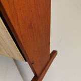 Magazine rack in teak wood with sand-coloured canvas, Danish and from the 1970s.